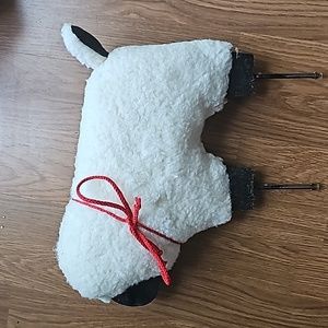 Handcrafted Lamb Decoration for your Yard or Garden Country Style Yard Art